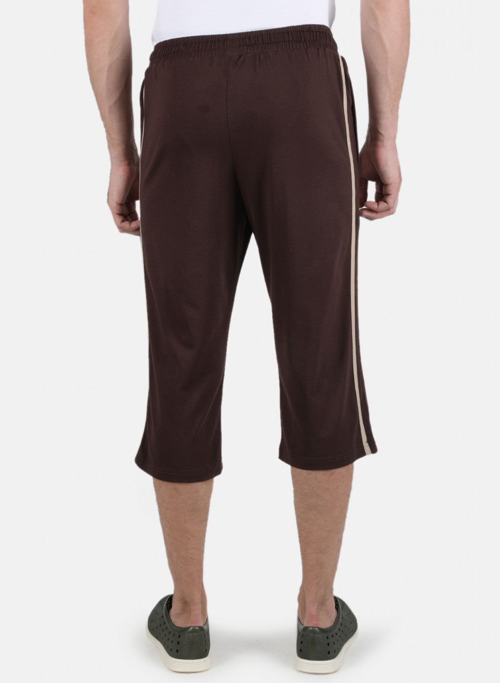 Men Brown Plain Capri
