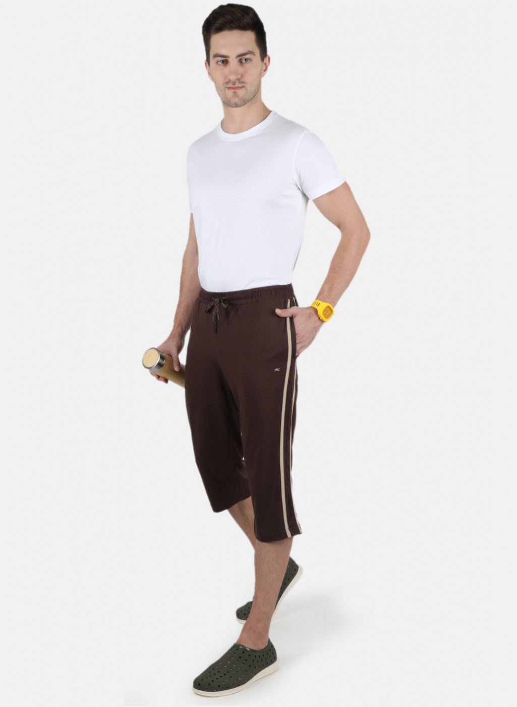 Men Brown Plain Capri