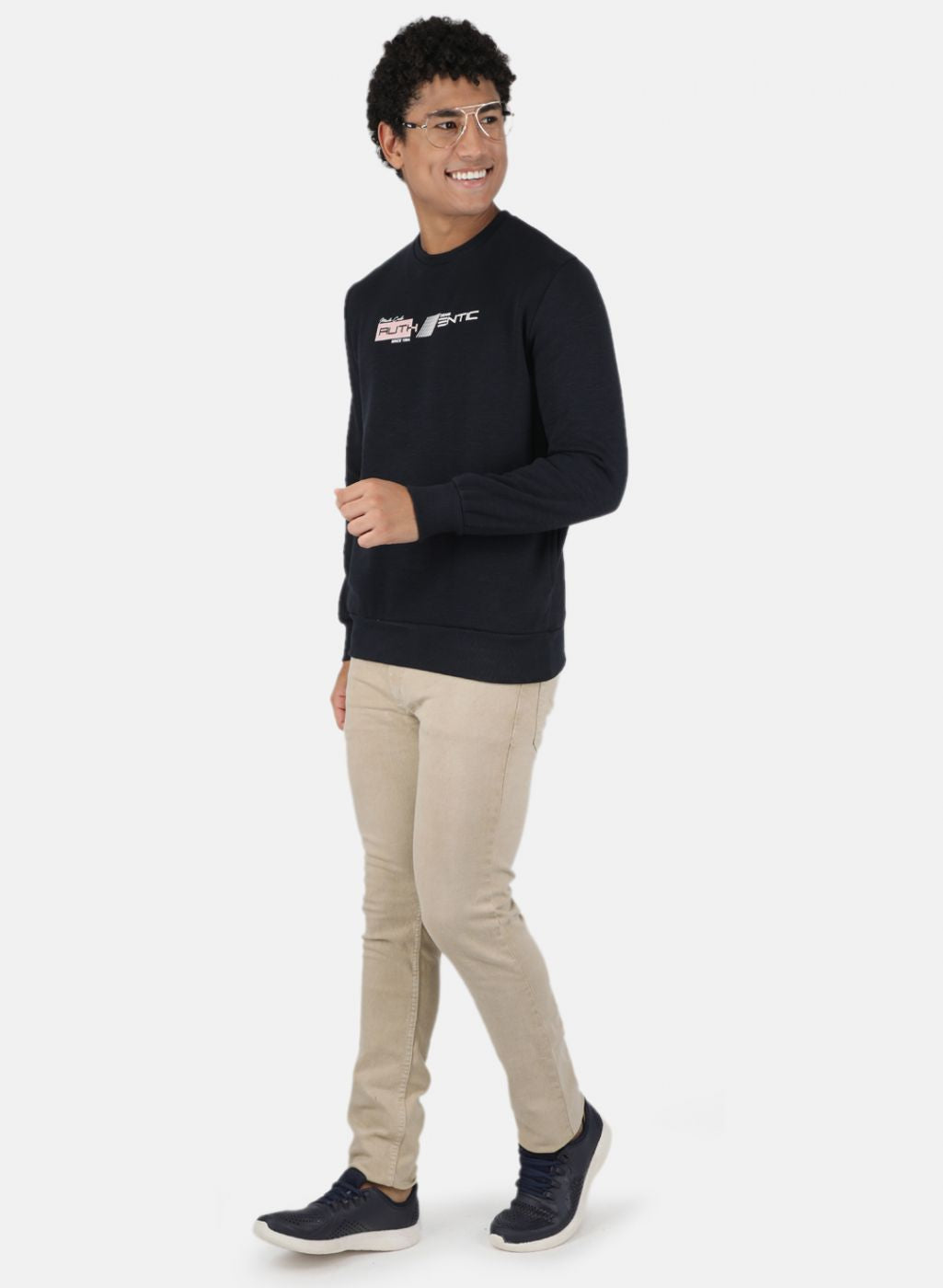 Men NAvy Blue Solid Sweatshirt