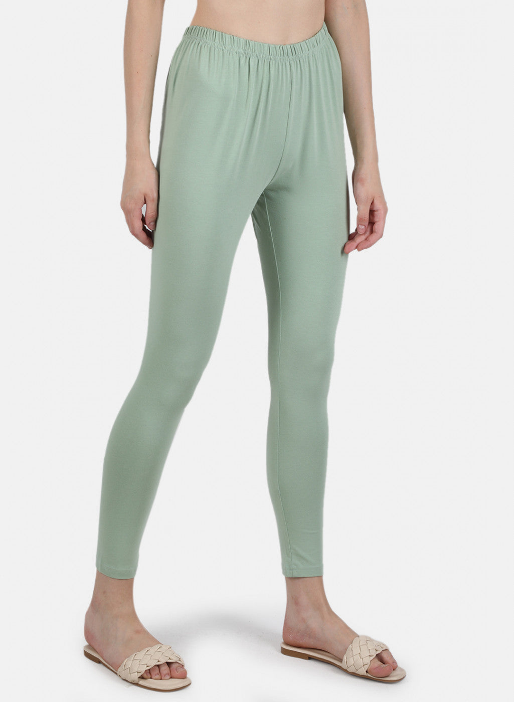 Women Green Plain Legging