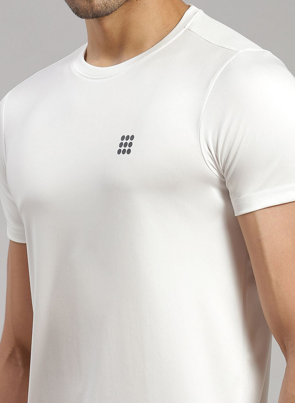 Rock.it Men White Solid T-Shirt