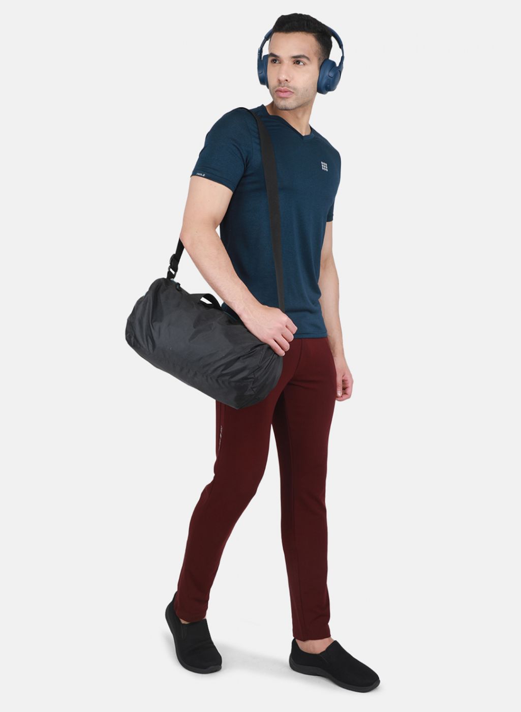 Rock.it Men Navy Blue Solid T-Shirt