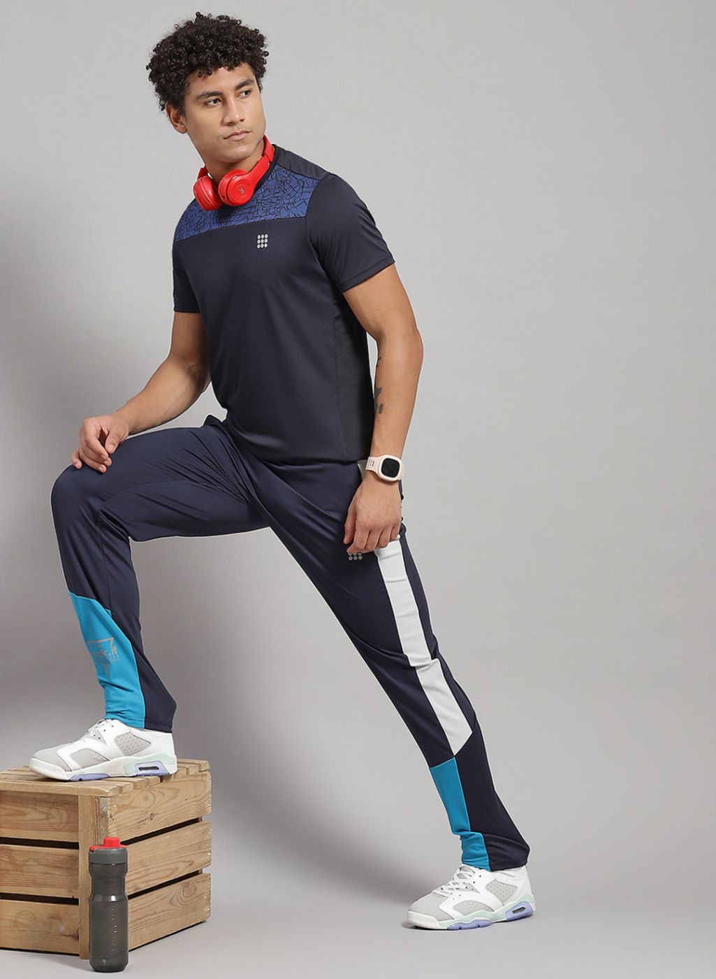 Rock.it Men Navy Blue Solid T-Shirt