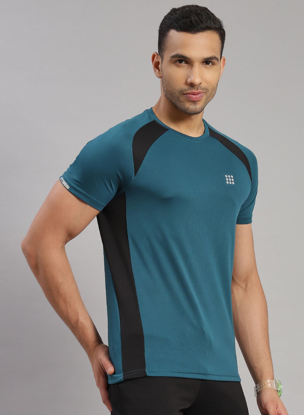 Rock.it Men Blue Solid T-Shirt