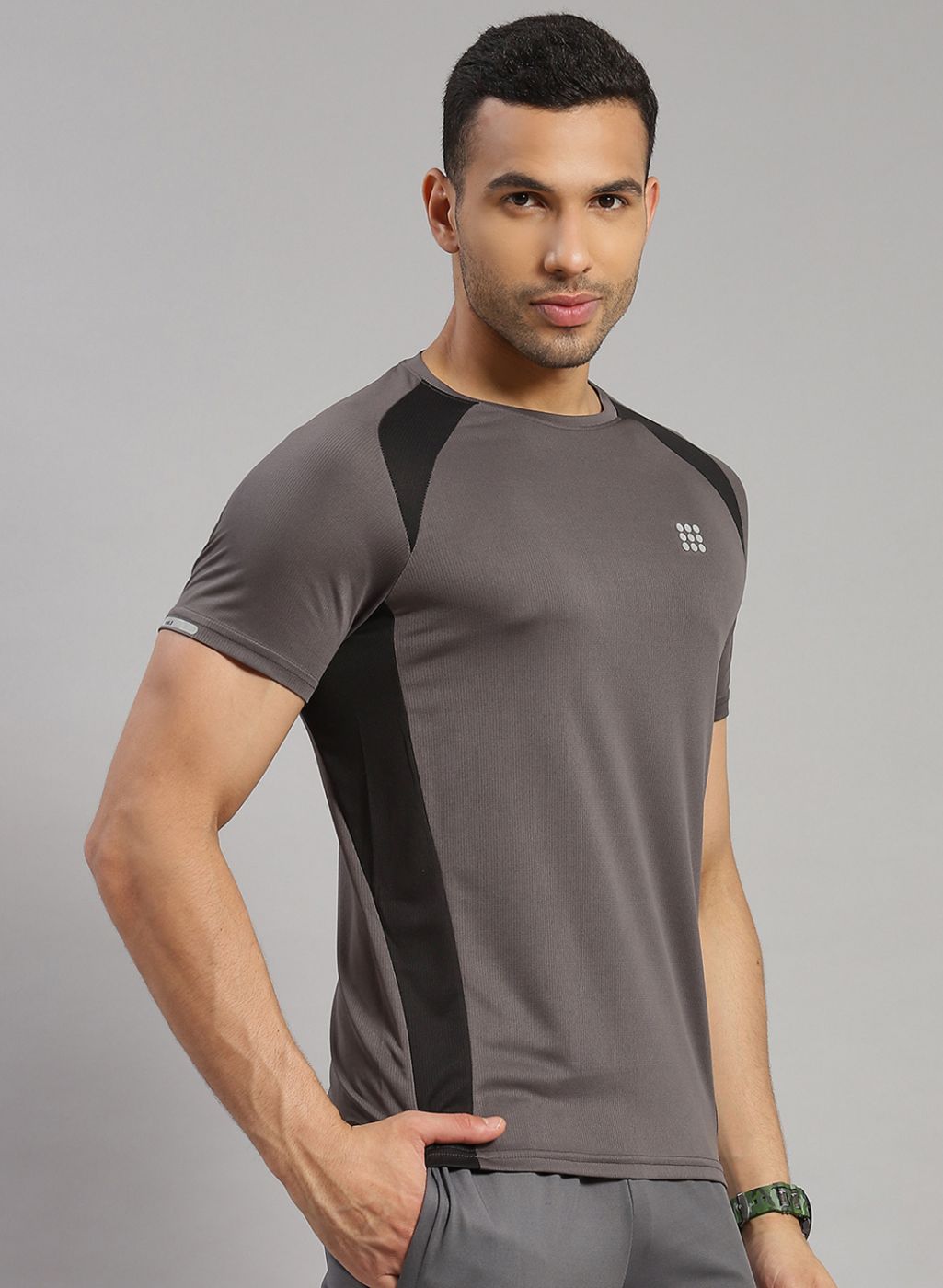 Rock.it Men Grey Solid T-Shirt