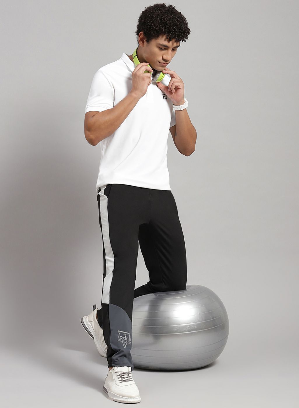 Rock.it Men Black Regular Fit Lower