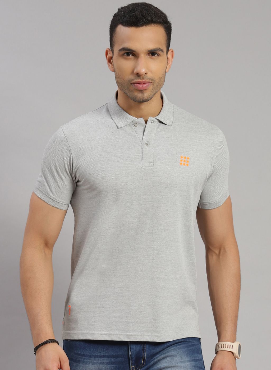 Men Grey Solid T-Shirt