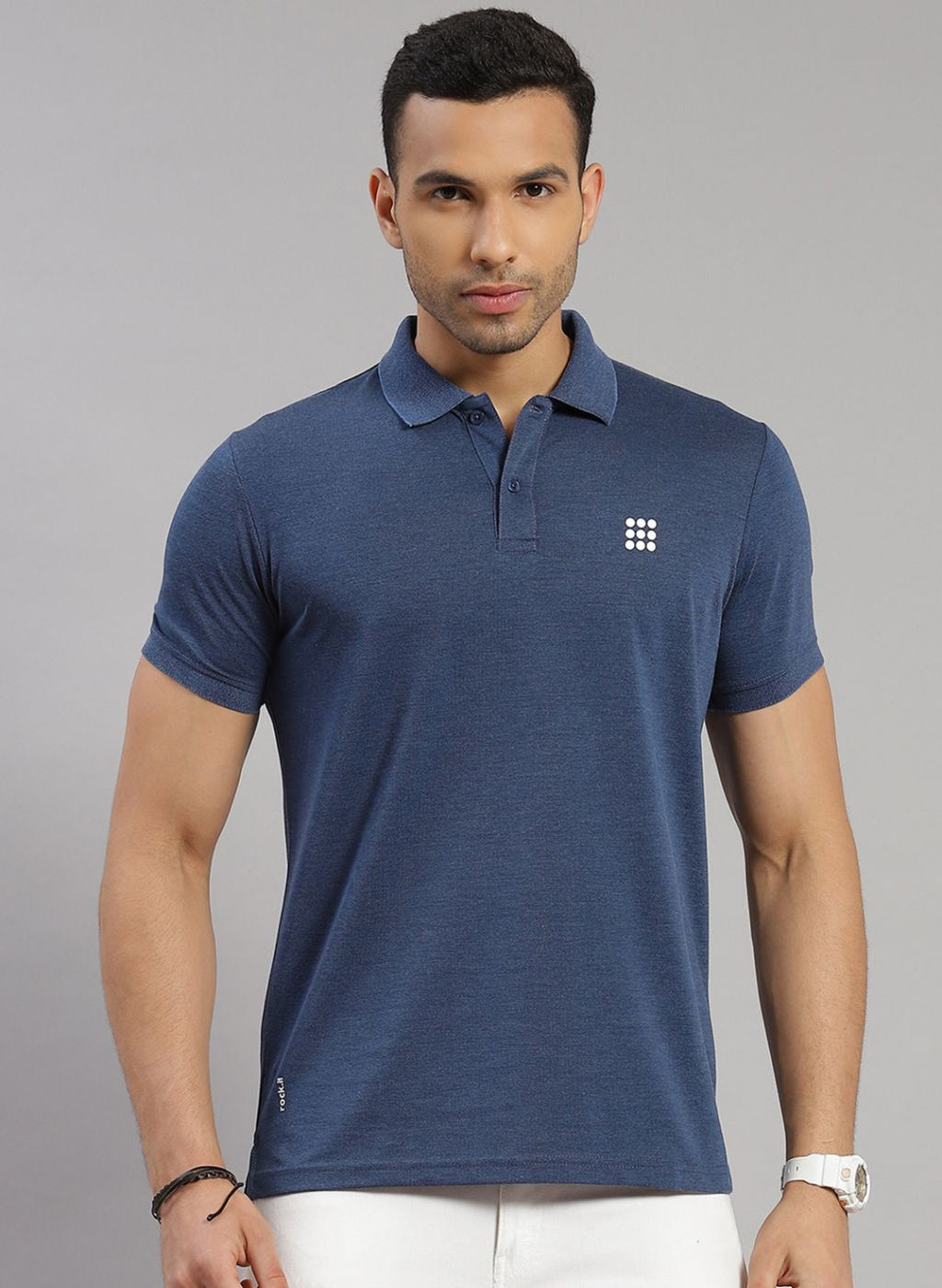 Rock.it Men Blue Solid T-Shirt