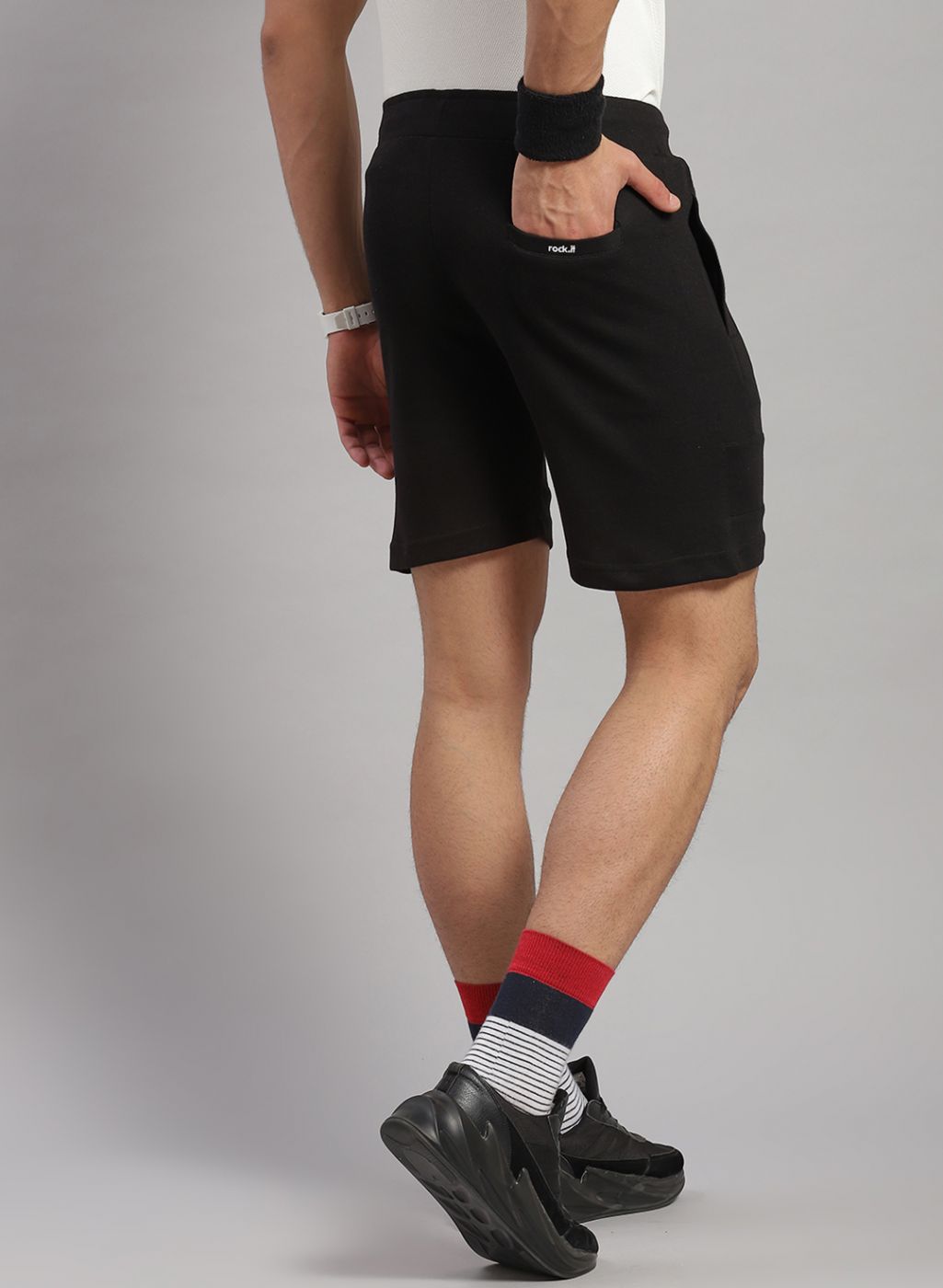 Rock.it Men Black Solid Short