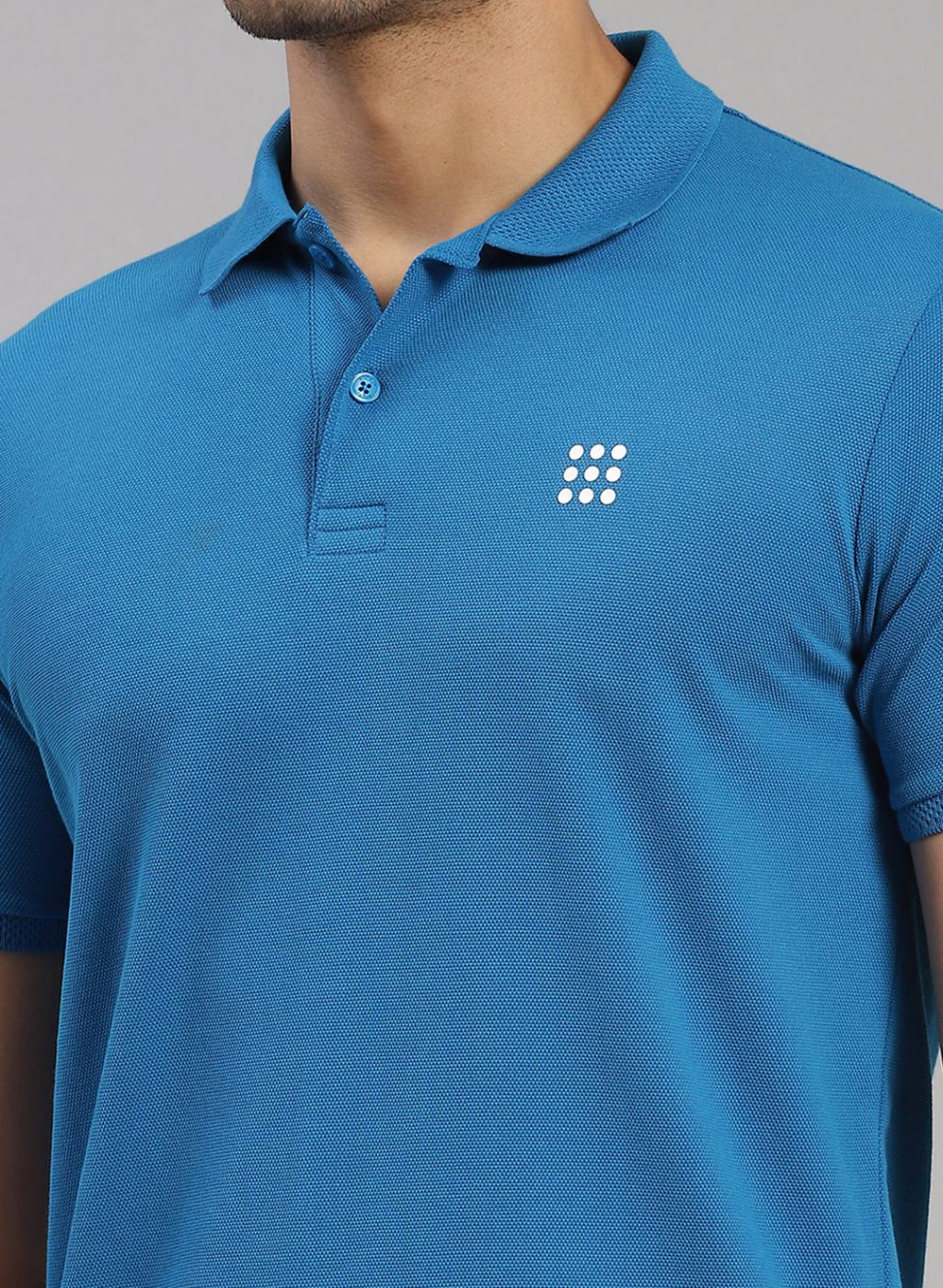 Rock.it Men Turquoise Blue Solid T-Shirt