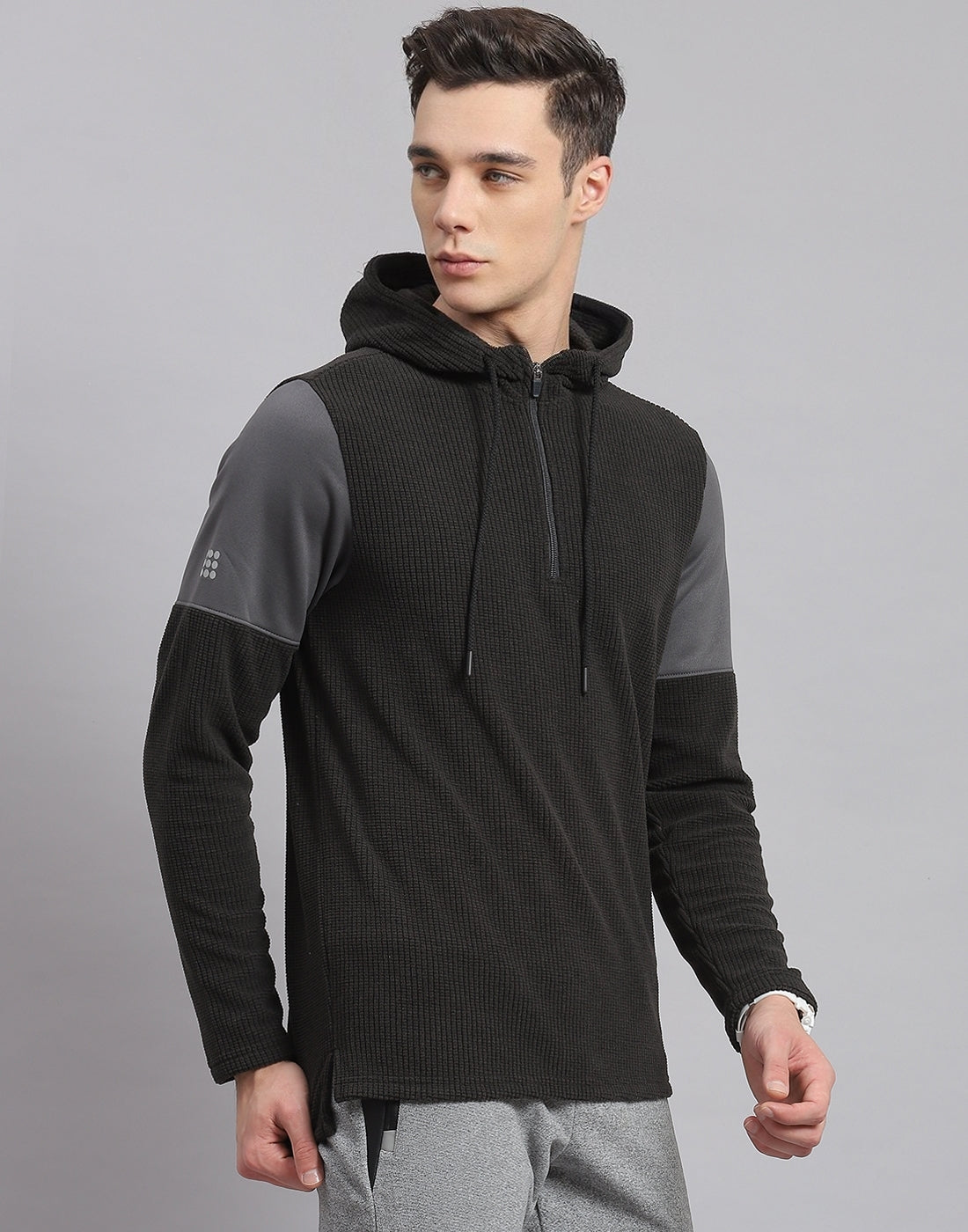 Rock.it Men Grey Solid Hooded Full Sleeve Sweatshirt