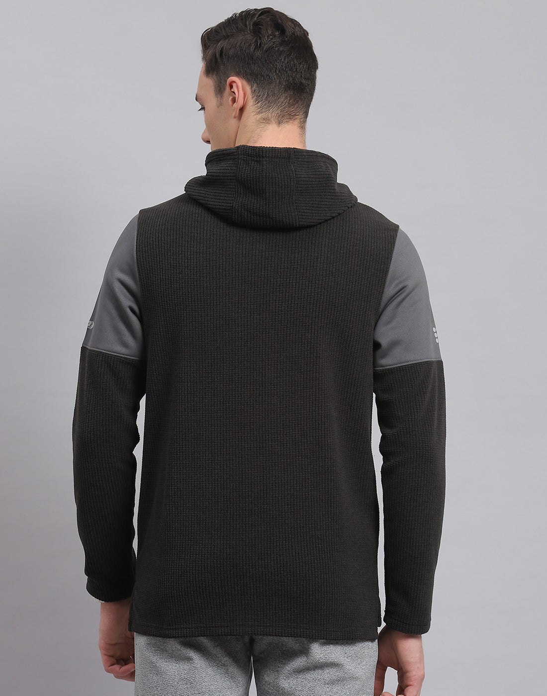 Rock.it Men Grey Solid Hooded Full Sleeve Sweatshirt