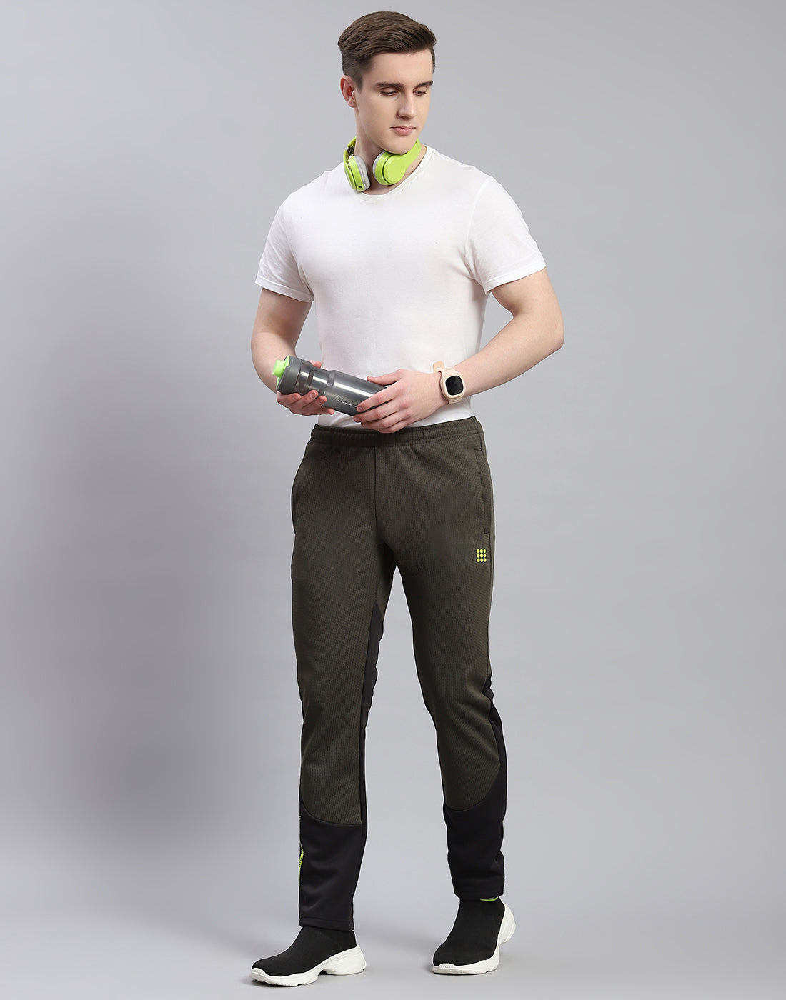 Rock.it Men Olive Self Design Regular Fit Winter Lower