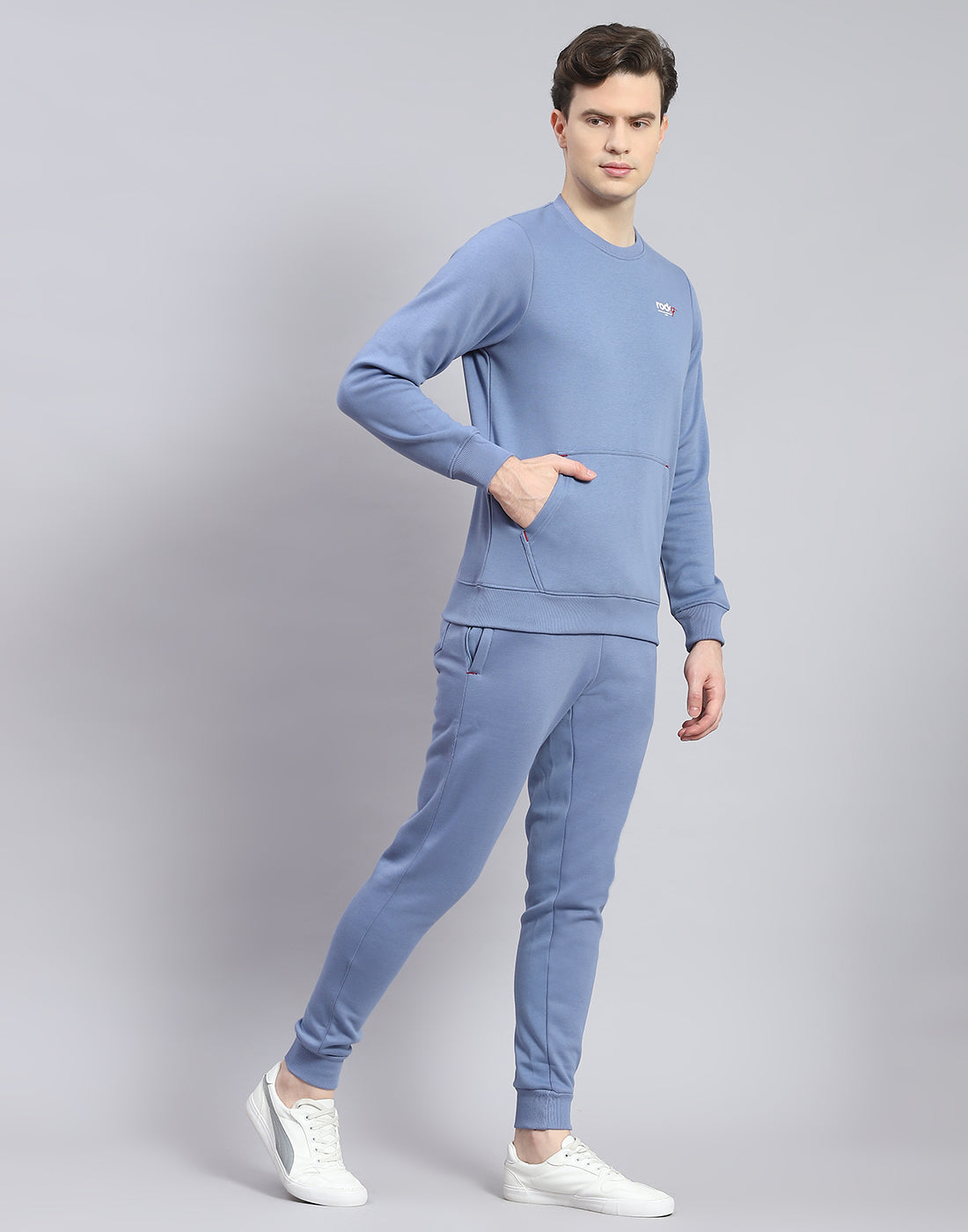 Men Blue Solid Round Neck Full Sleeve Tracksuit