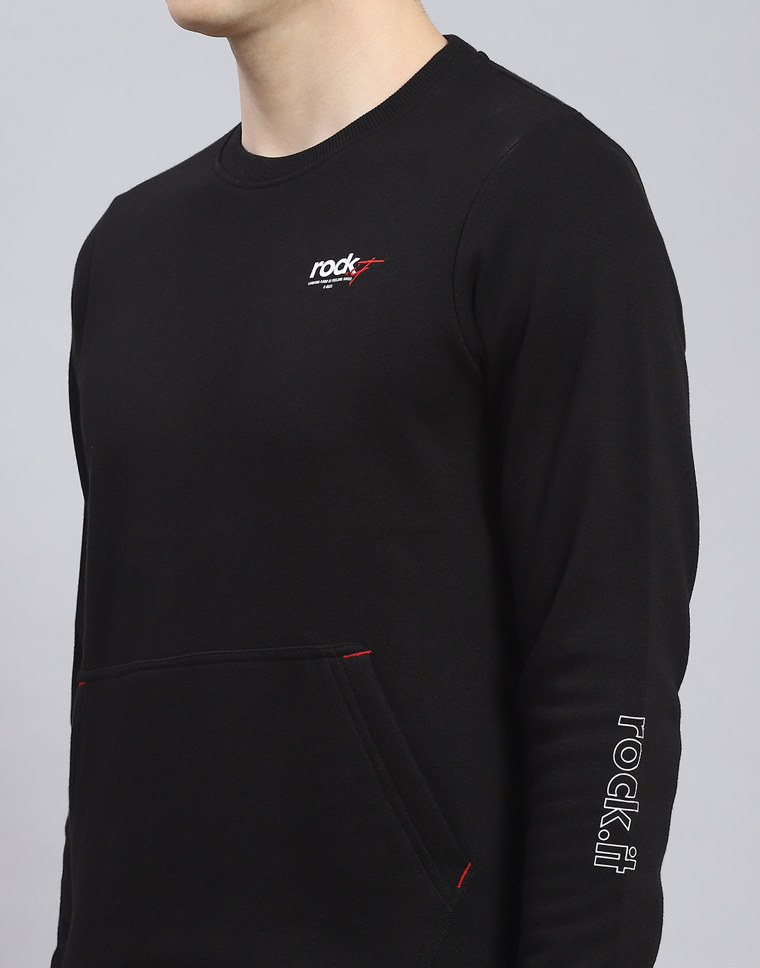 Rock.it Men Black Solid Round Neck Full Sleeve Tracksuit