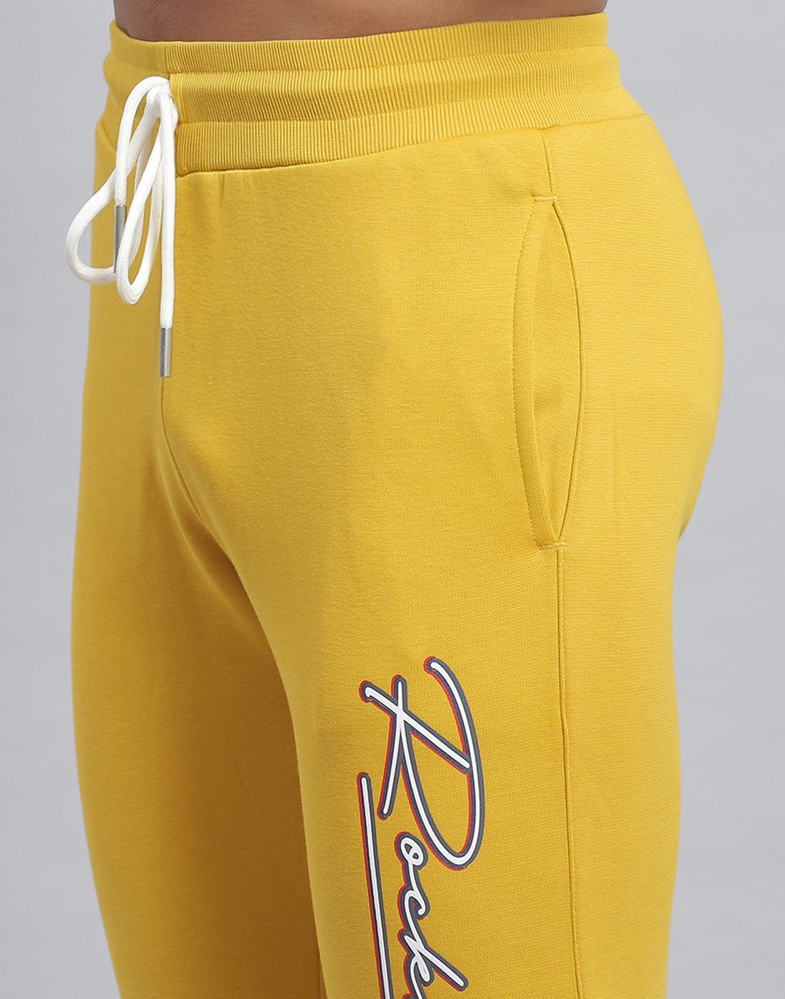 Rock.it Men Yellow Solid Hooded Full Sleeve Tracksuit