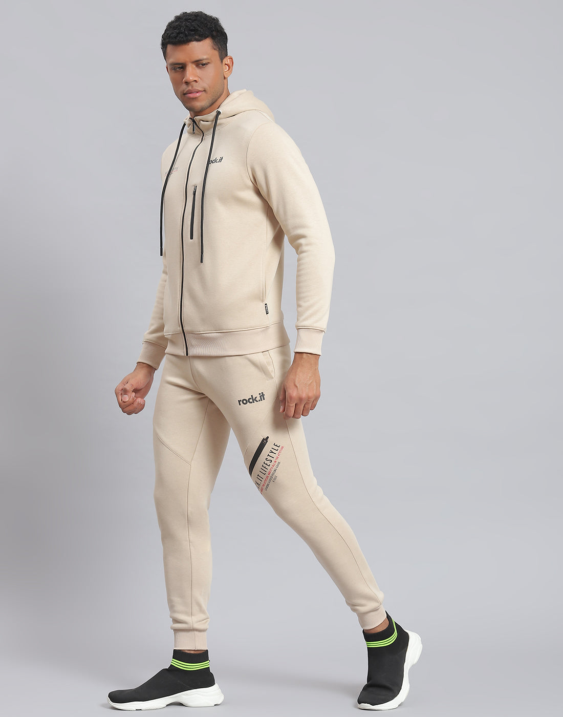 Rock.it Men Beige Solid Hooded Full Sleeve Tracksuit