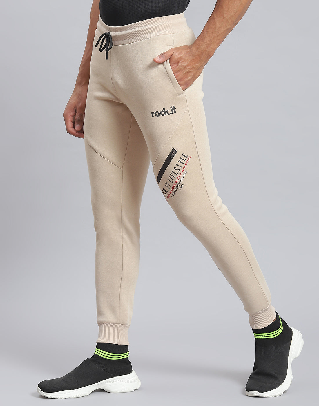 Rock.it Men Beige Solid Hooded Full Sleeve Tracksuit