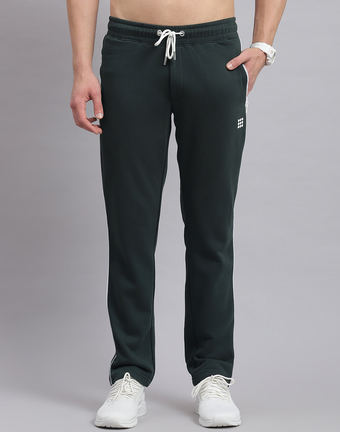 Rock.it Men Green Solid Hooded Full Sleeve Tracksuit