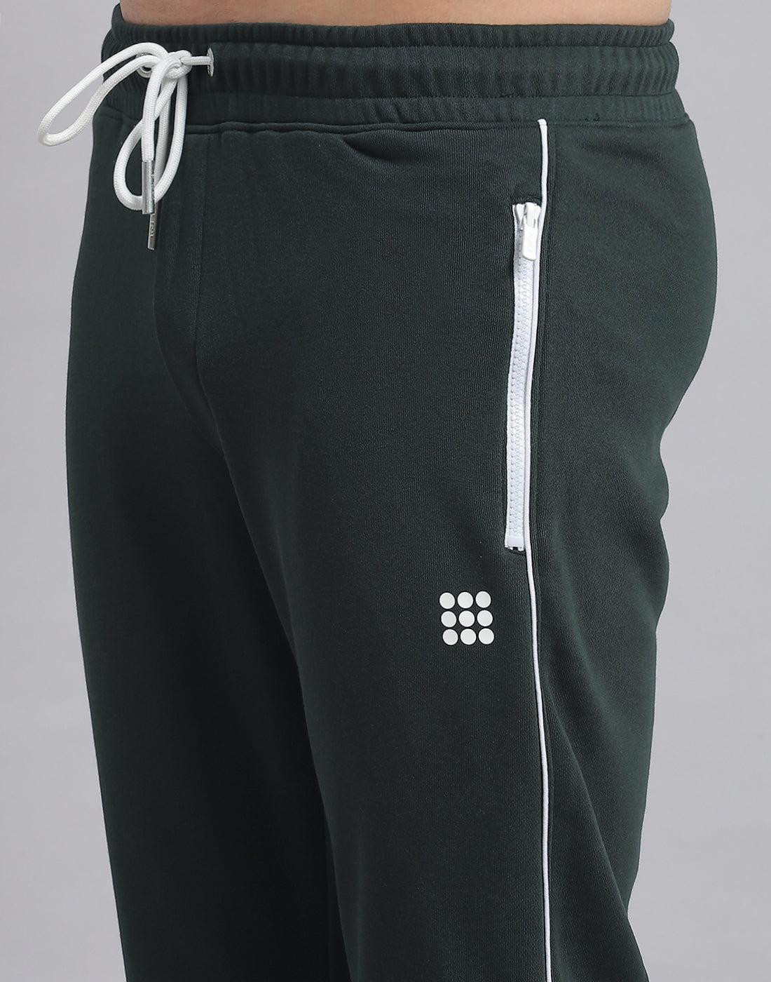 Rock.it Men Green Solid Hooded Full Sleeve Tracksuit