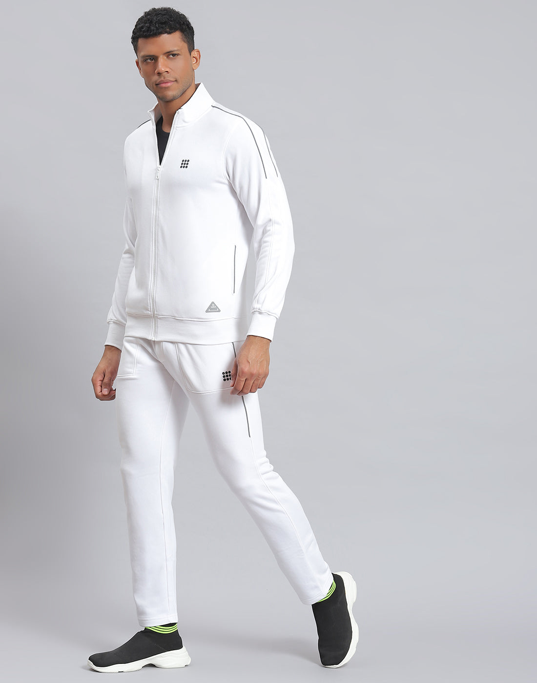 Rock.it Men White Solid Stand Collar Full Sleeve Tracksuit