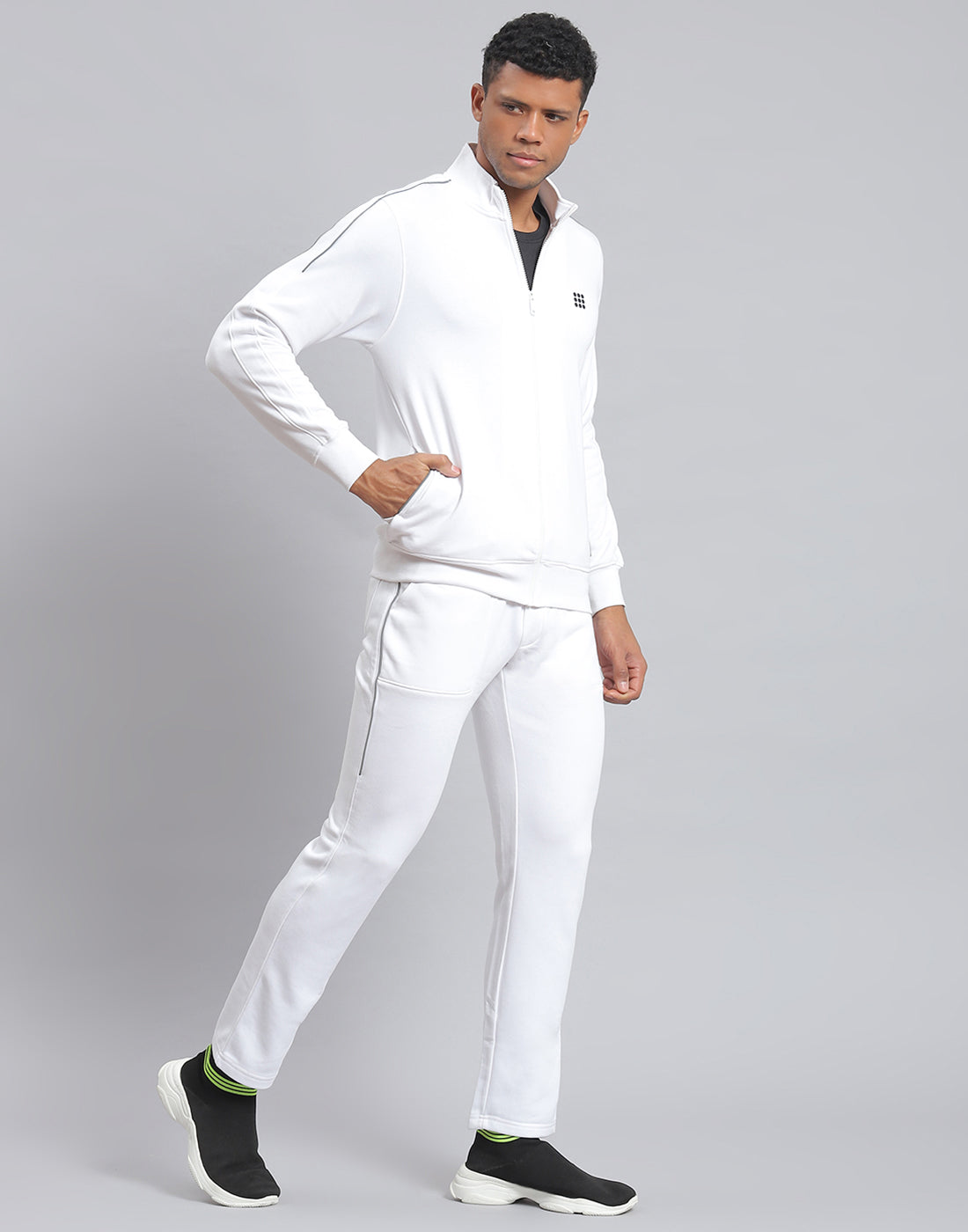Men White Solid Stand Collar Full Sleeve Tracksuit