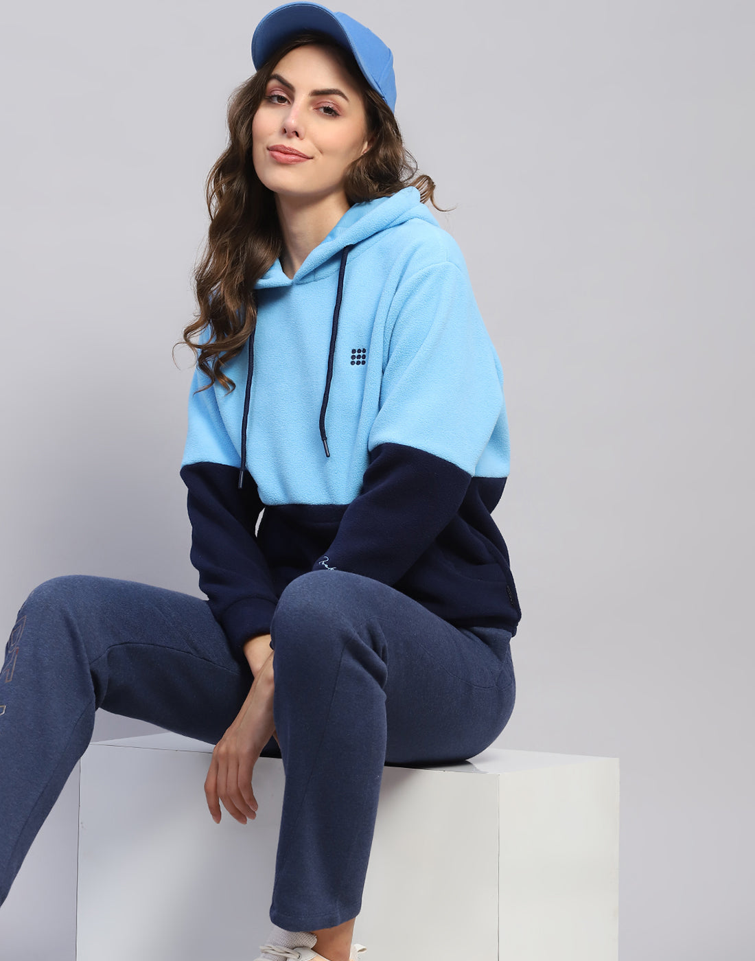 Women Blue Solid Hooded Full Sleeve Sweatshirt