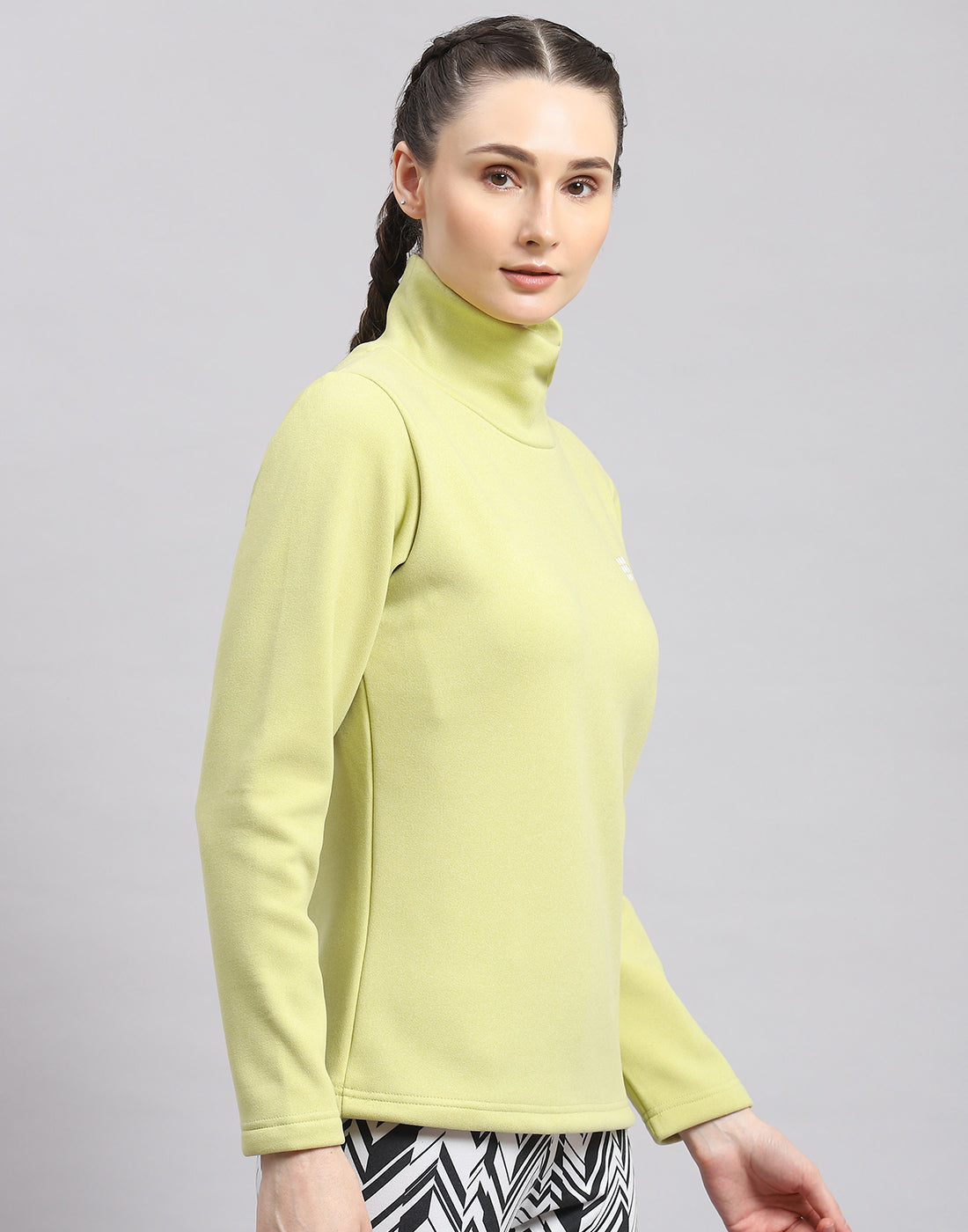 Rock.it Women Green Solid T Neck Full Sleeve Sweatshirt