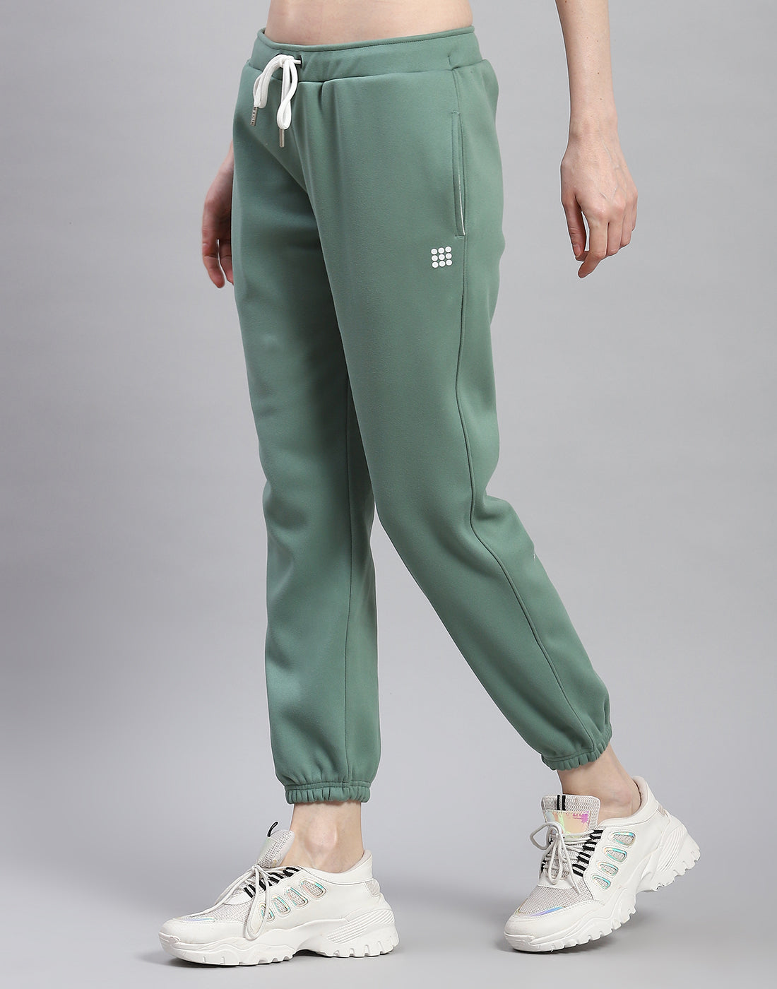 Rock.it Women Green Solid Regular Fit Winter Lower