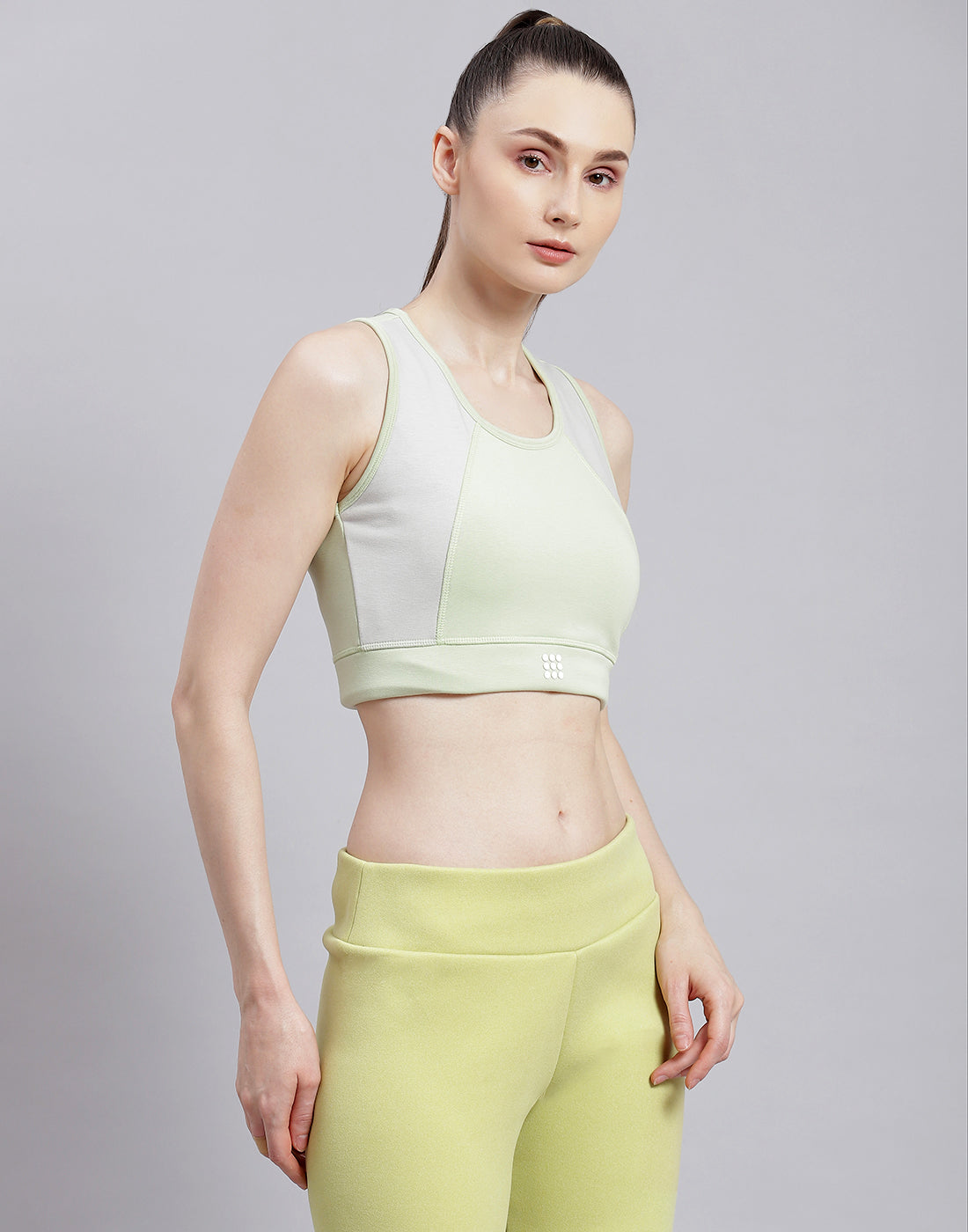 Rock.it Women Green Solid Sports Bra