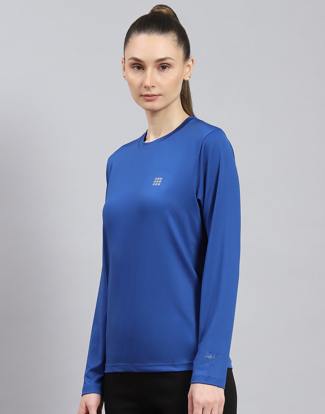 Rock.it Women Blue Solid Round Neck Full Sleeve Top