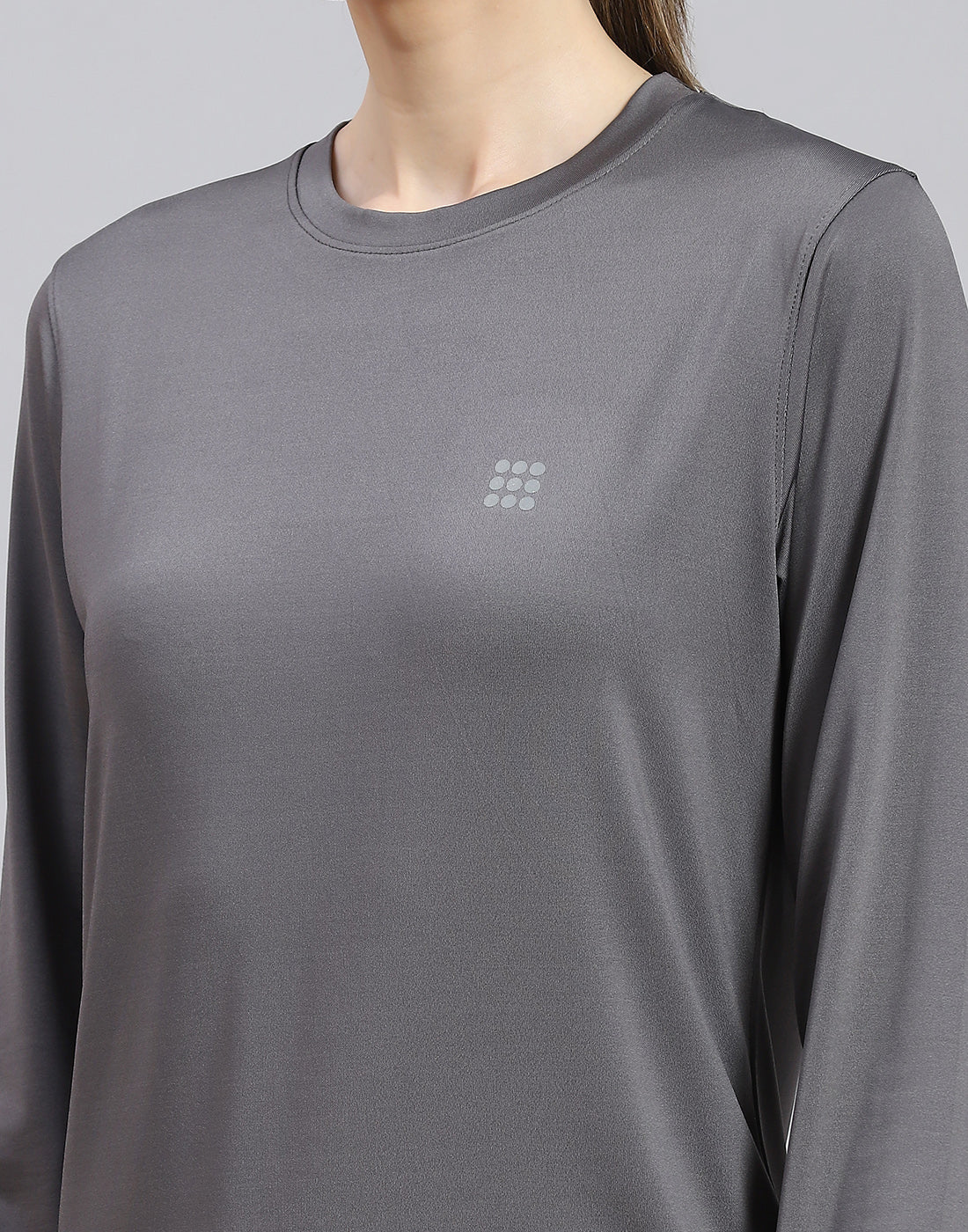 Women Grey Solid Round Neck Full Sleeve Top
