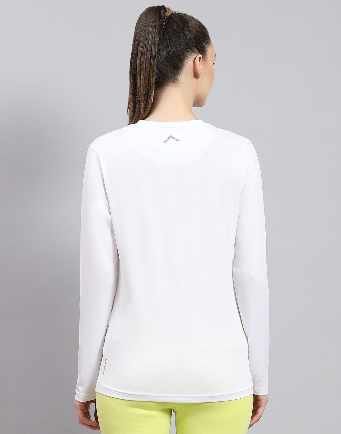 Women White Solid Round Neck Full Sleeve Top