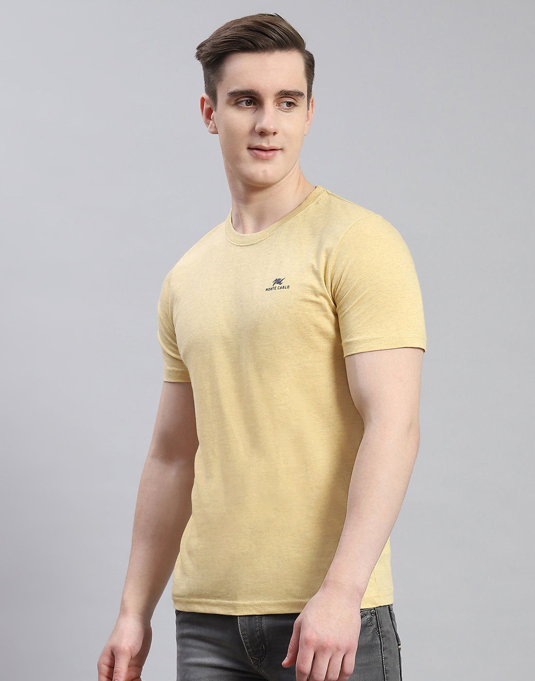 Men Multicolor Solid Round Neck Half Sleeve T-Shirt