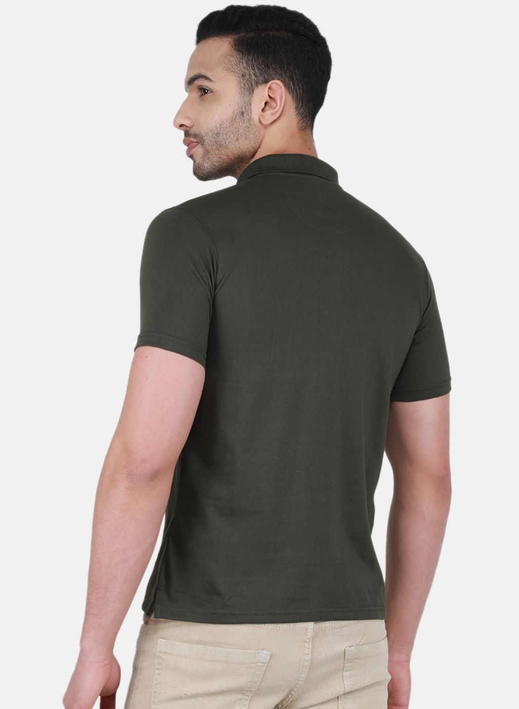 Men Olive Solid T-Shirt