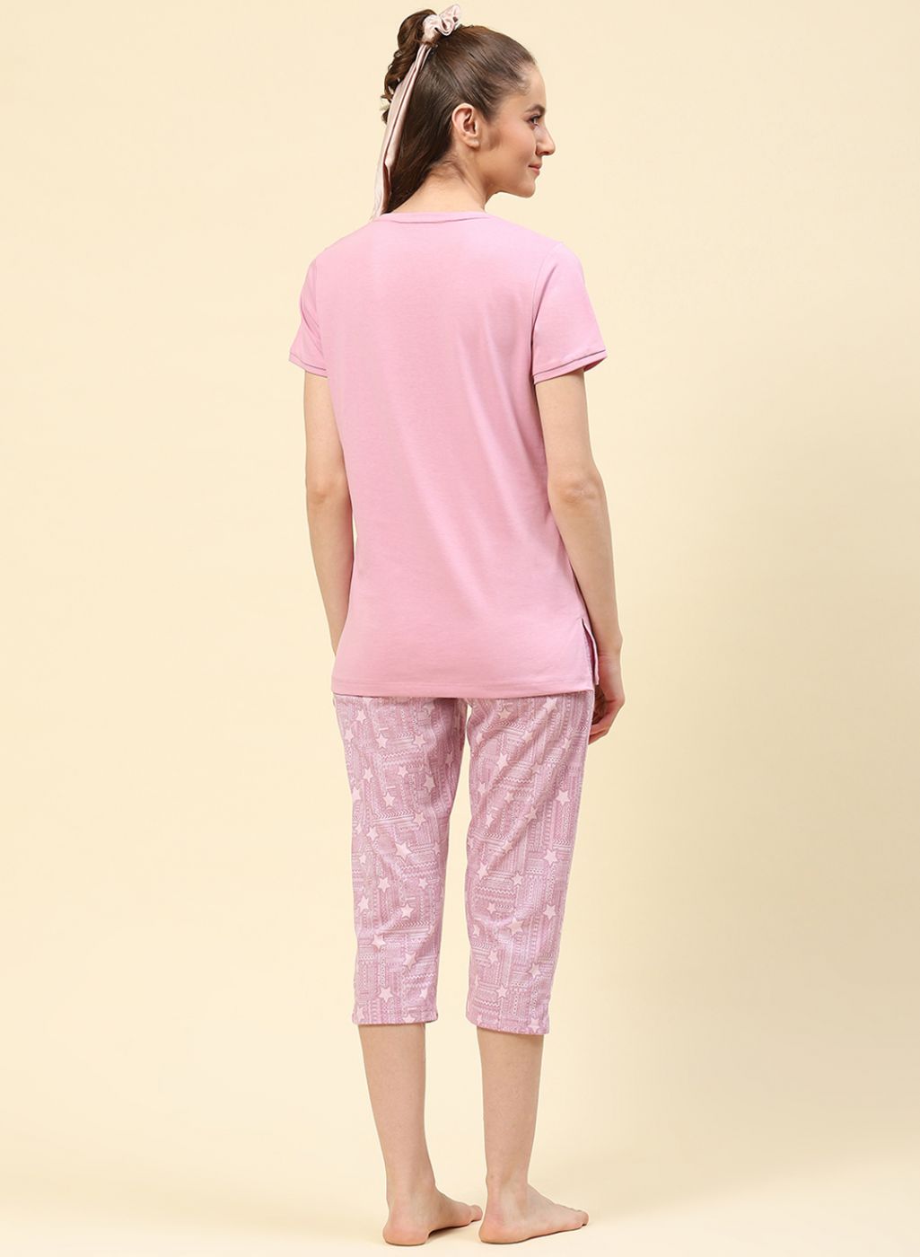 Women Purple Printed Capri Set