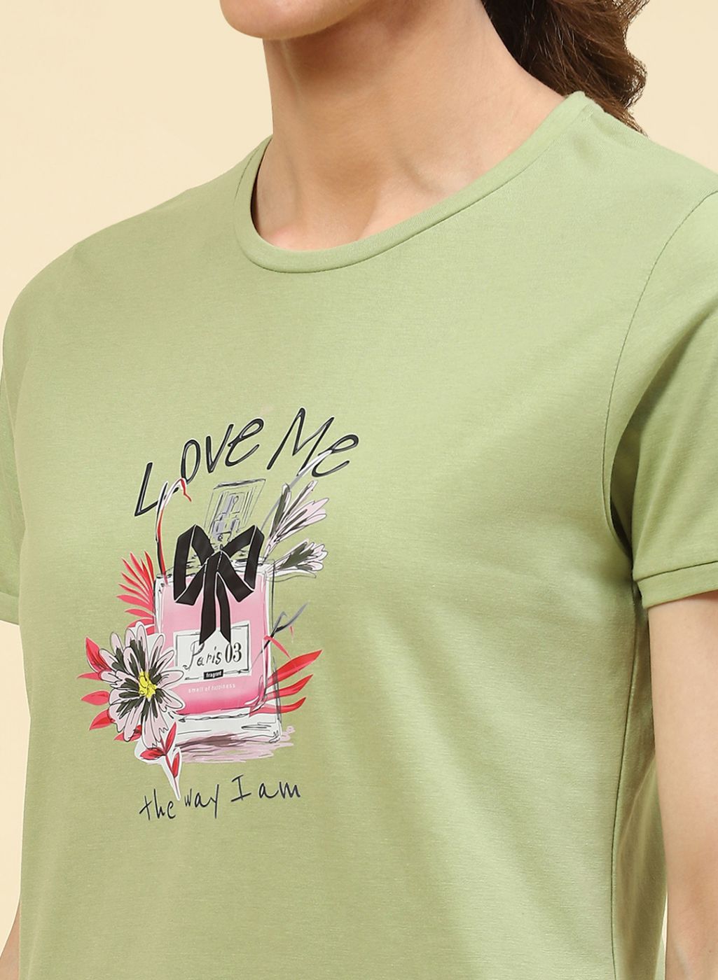 Women Green Printed Capri Set