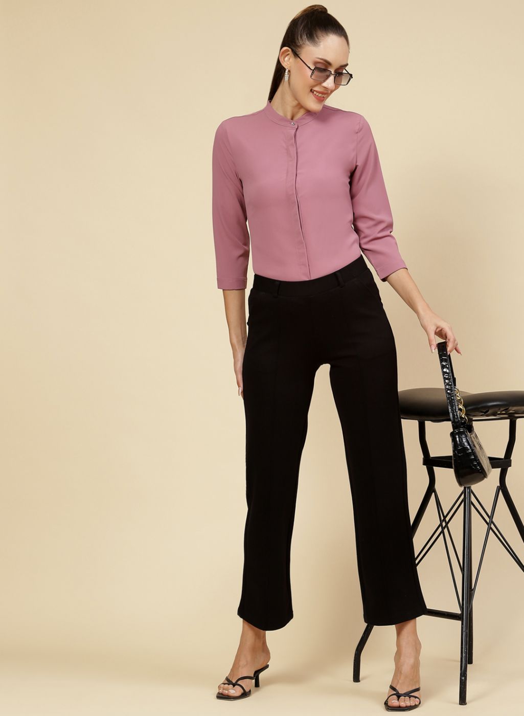 Women Black Solid Jegging