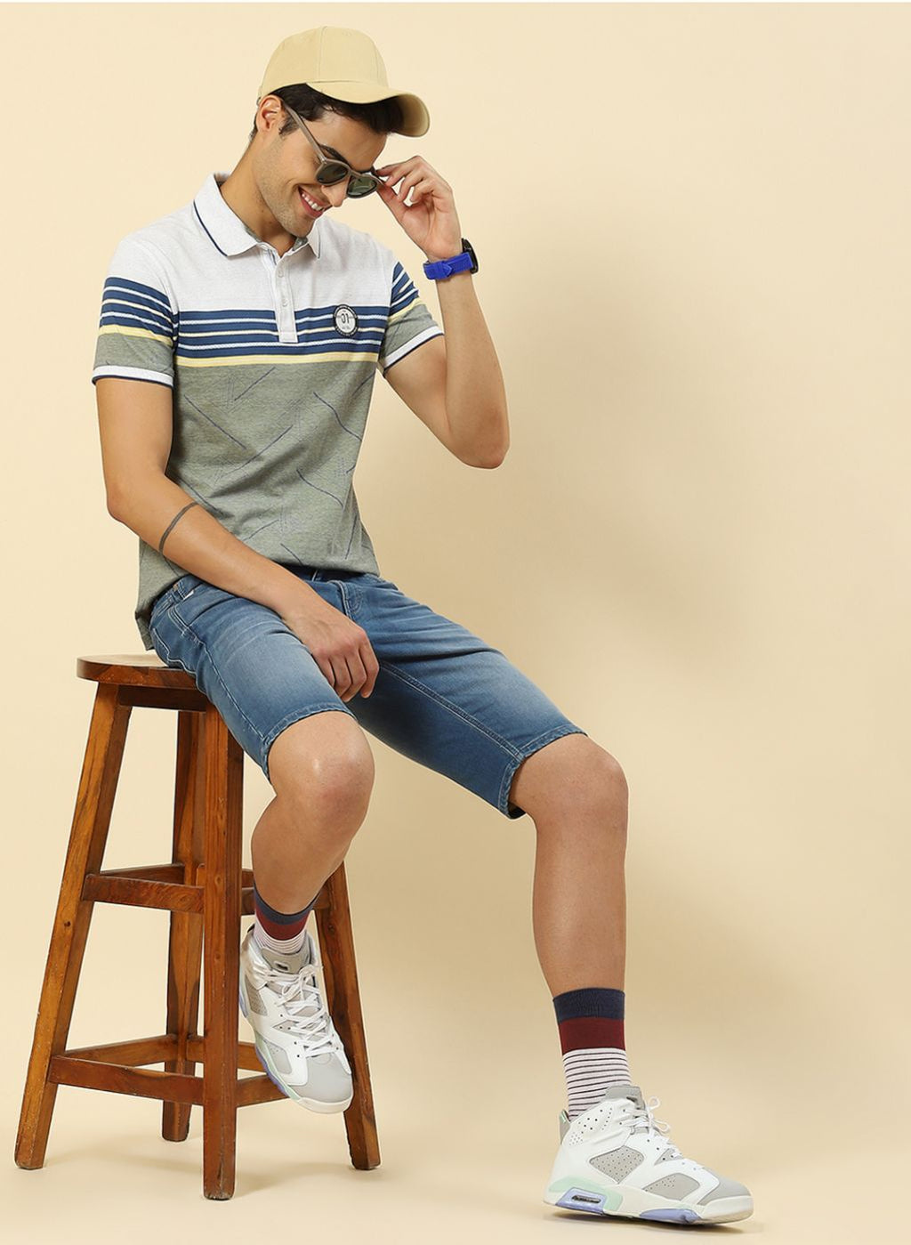 Men Green Jaquard T-Shirt