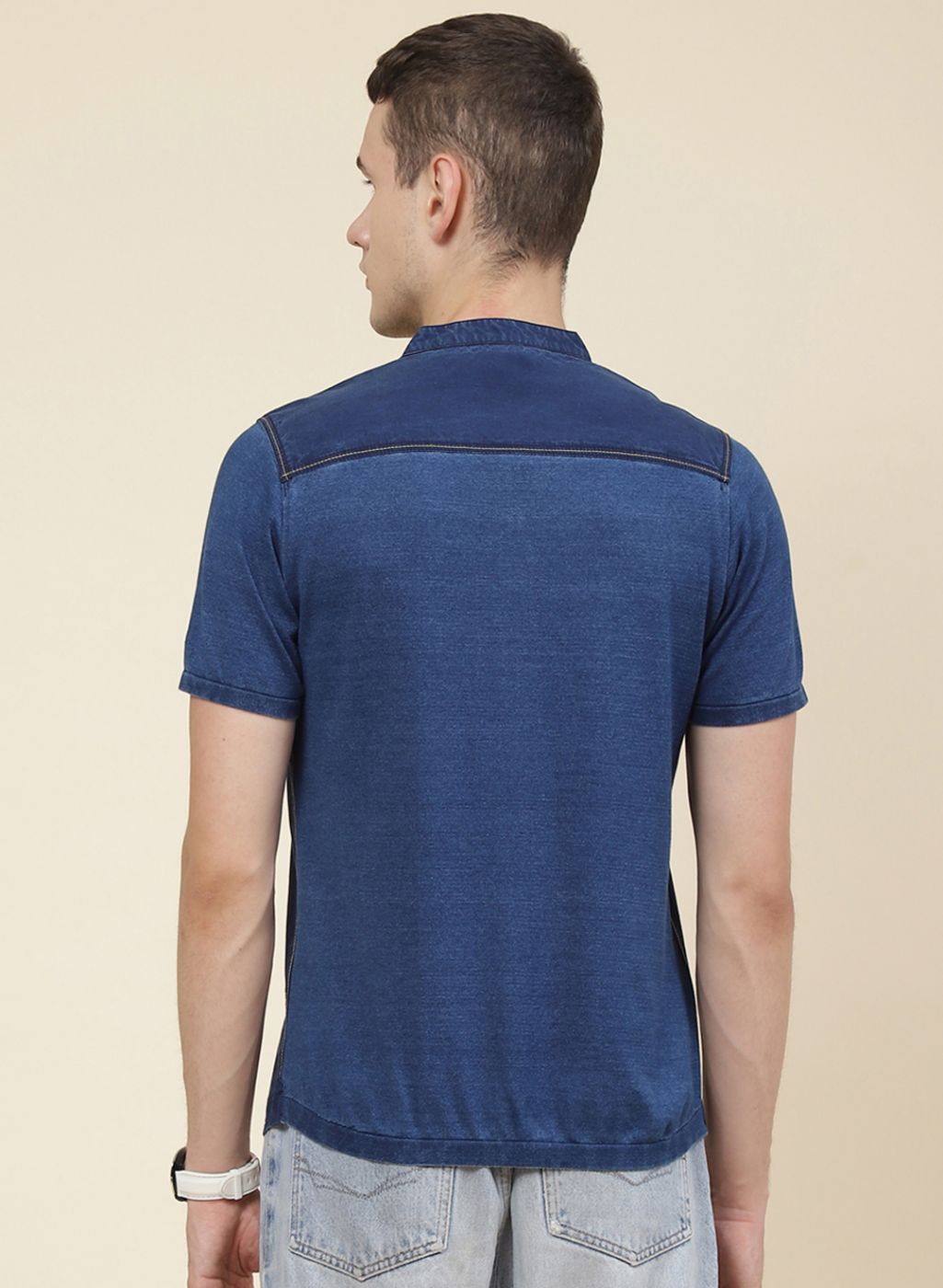 Men Blue Solid T-Shirt