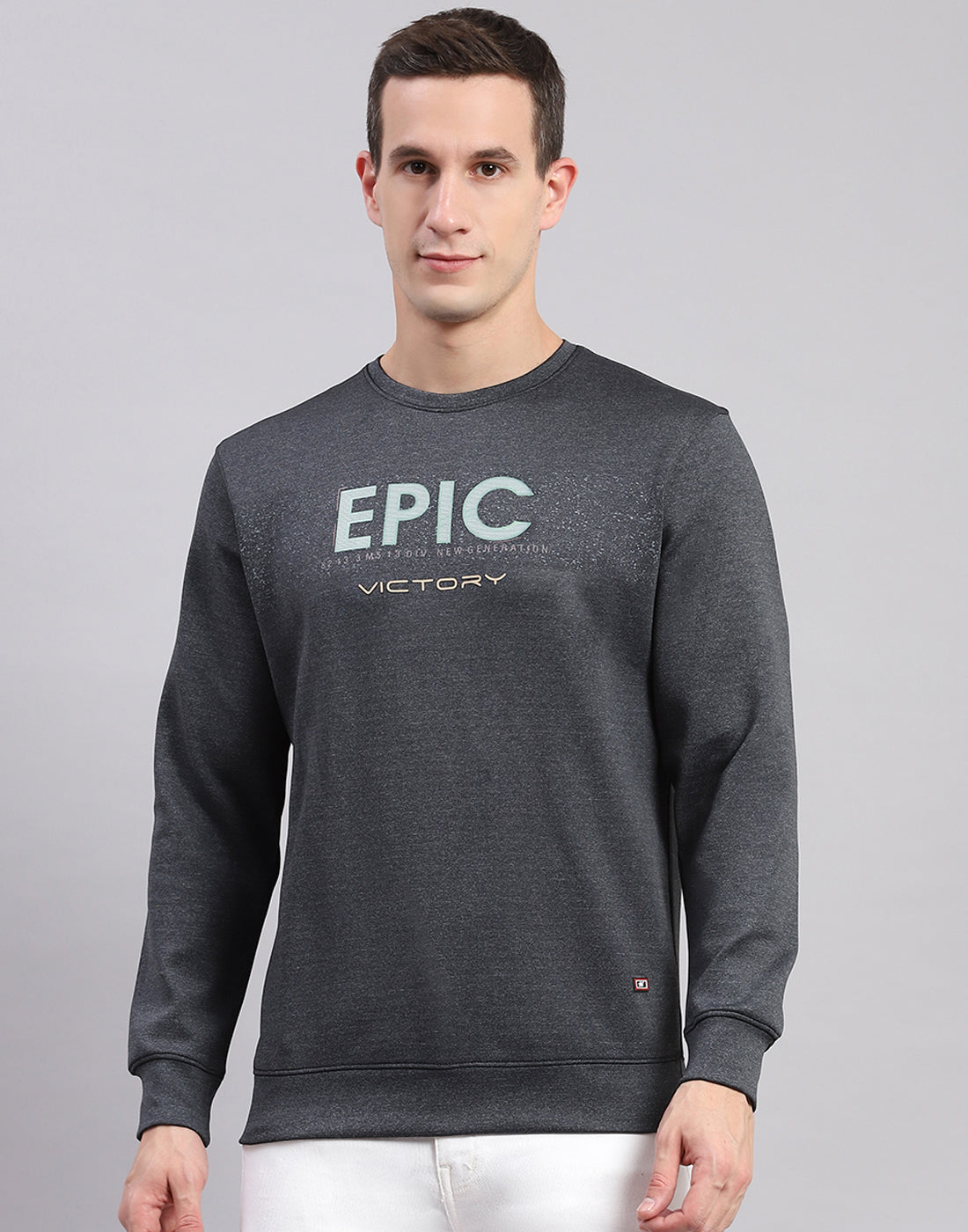 Men Grey Solid Round Neck Full Sleeve Sweatshirts