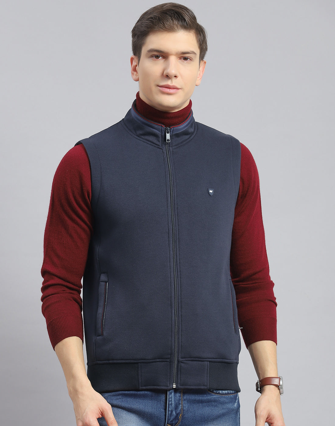 Men Navy Blue Solid Stand Collar Sleeveless Jacket