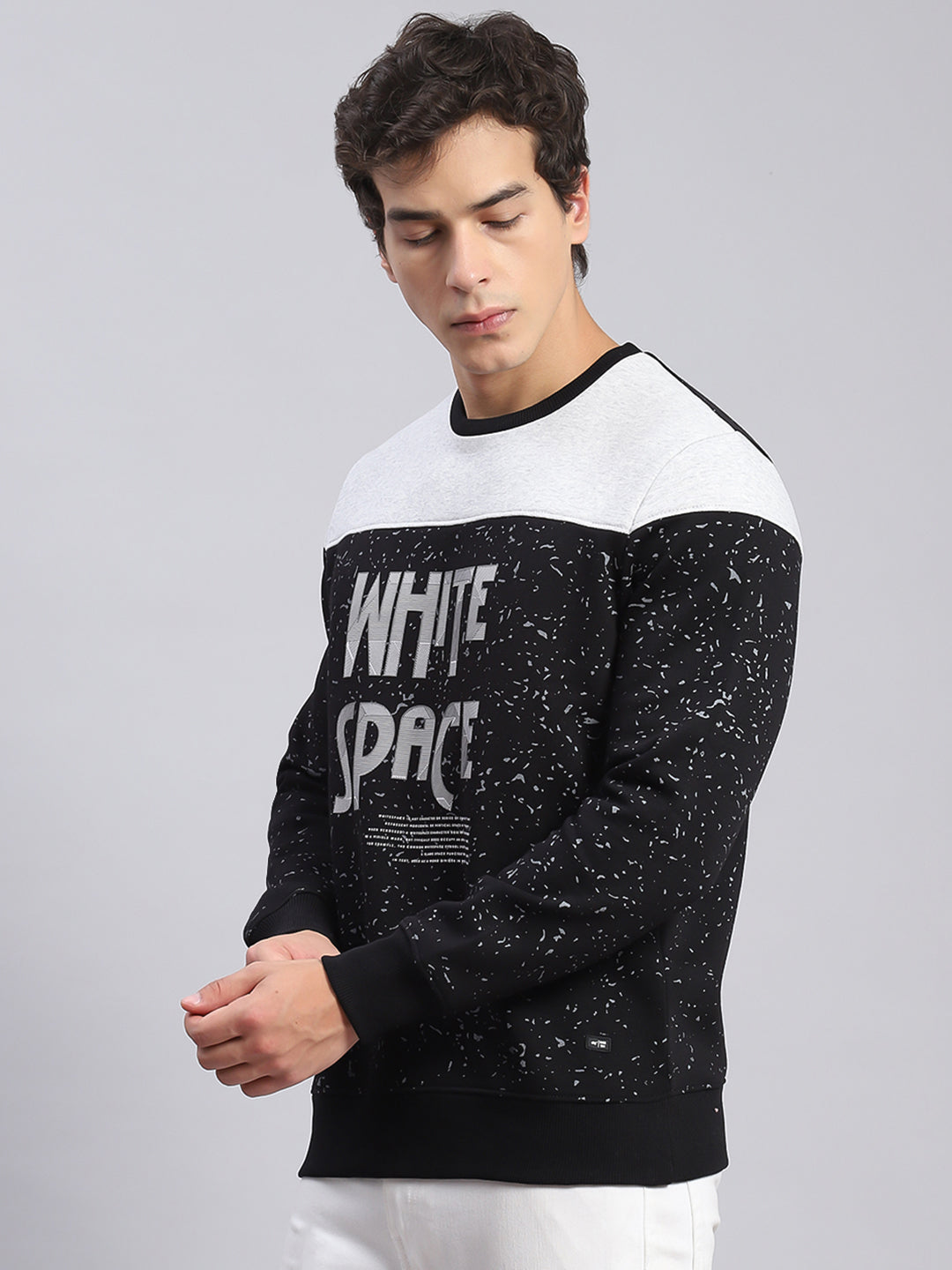 Men Black Printed Round Neck Full Sleeve Sweatshirts