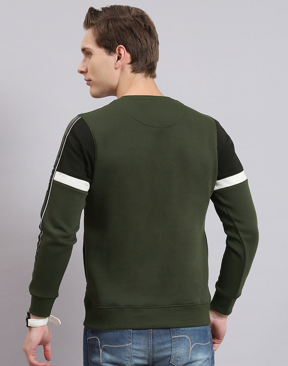 Men Olive Printed Round Neck Full Sleeve Sweatshirt