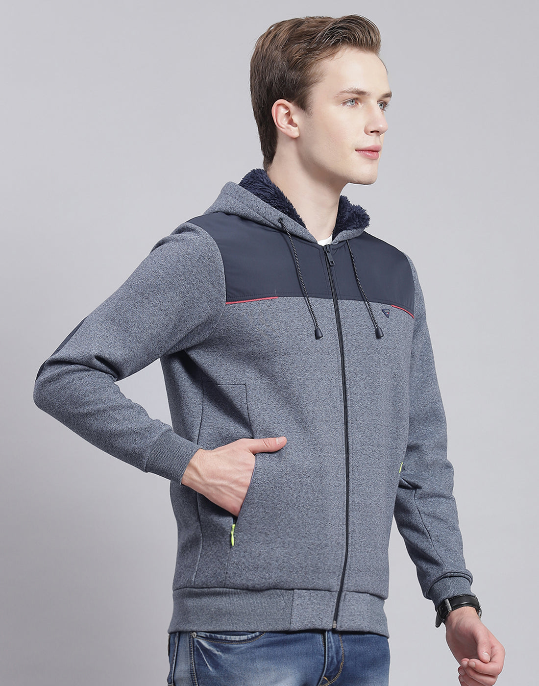 Men Navy Blue Solid Hooded Full Sleeve Sweatshirt