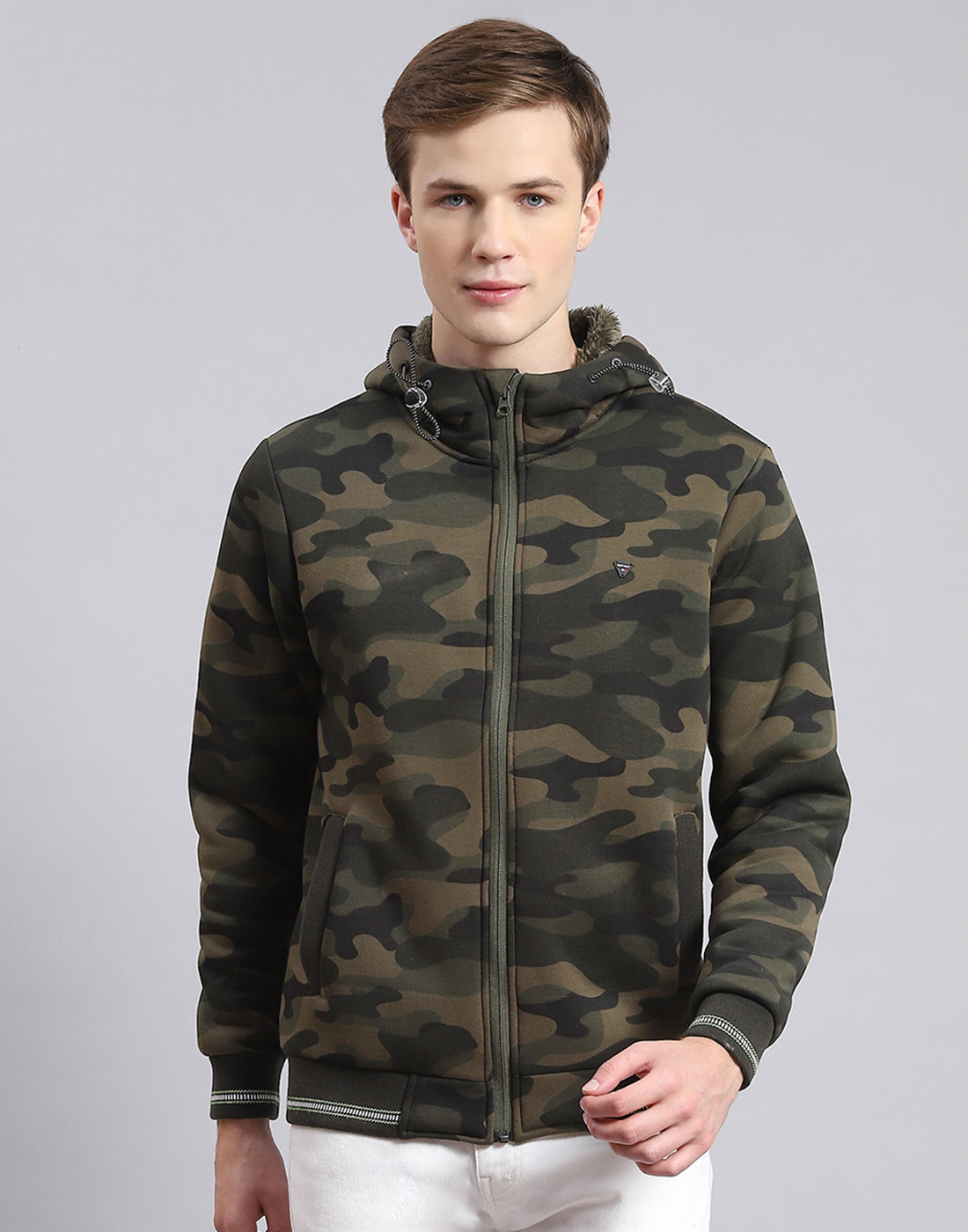 Men Olive Solid Hooded Full Sleeve Sweatshirt