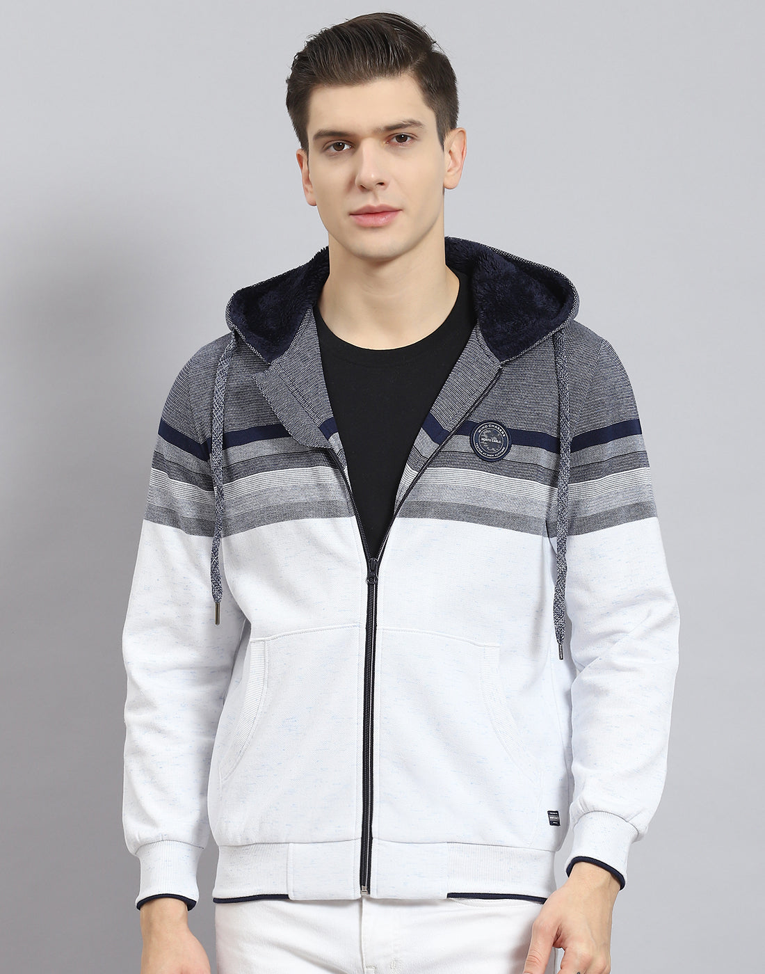 Men Navy Blue Solid Hooded Full Sleeve Sweatshirt