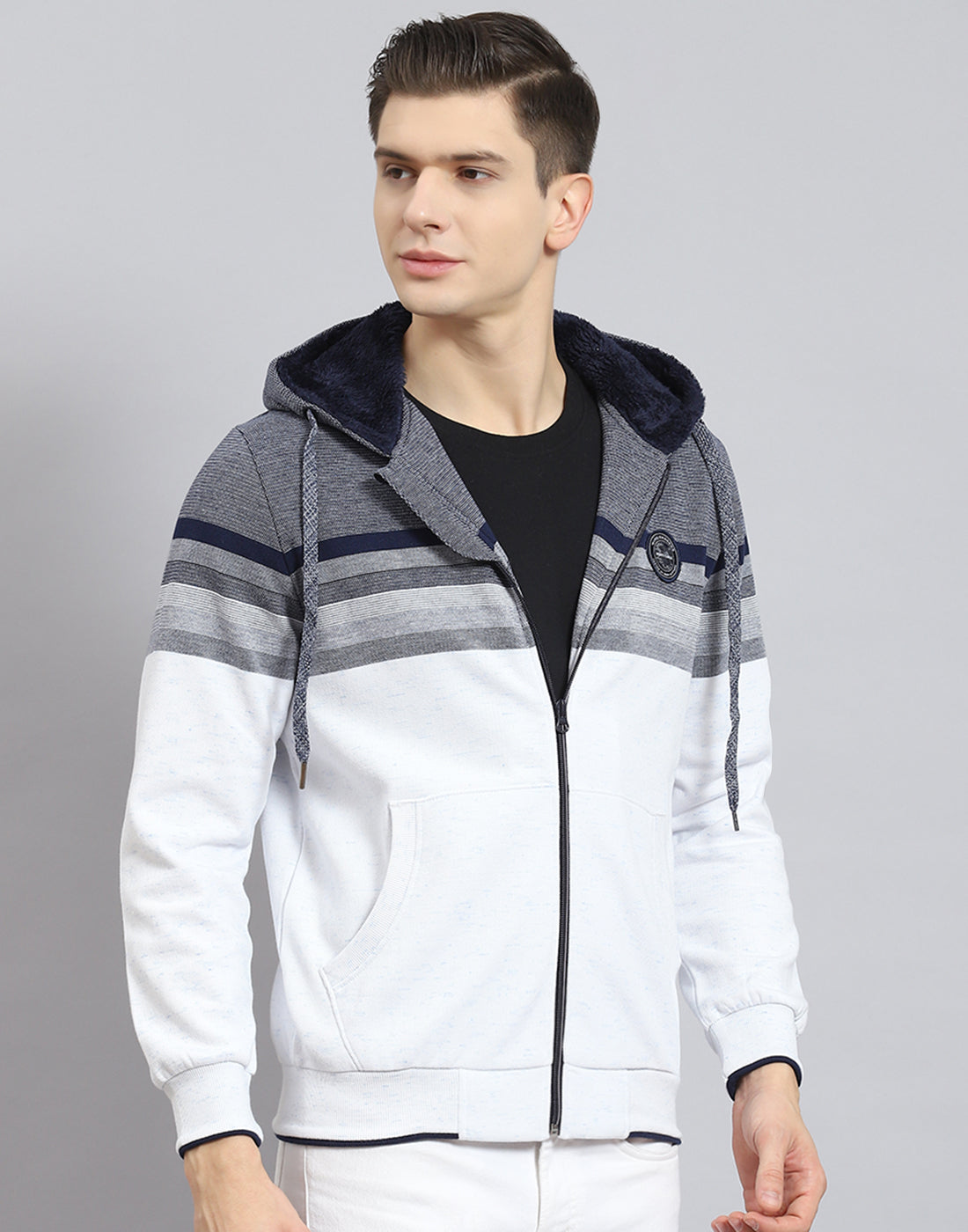 Men Navy Blue Solid Hooded Full Sleeve Sweatshirt