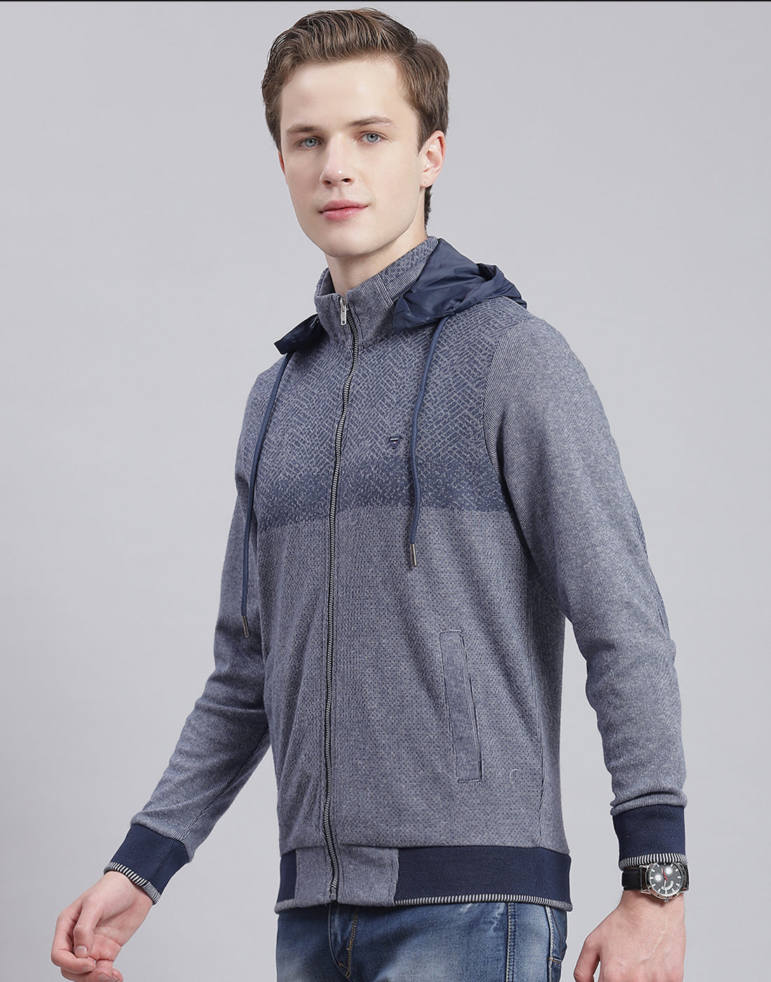 Men Navy Blue Solid Hooded Full Sleeve Sweatshirt