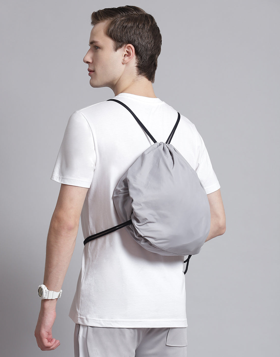 Men Navy Blue Solid Hooded Full Sleeve Sweatshirt